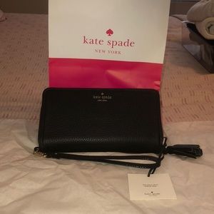 Kate Spade ♠️ Brigitta wallet all leather